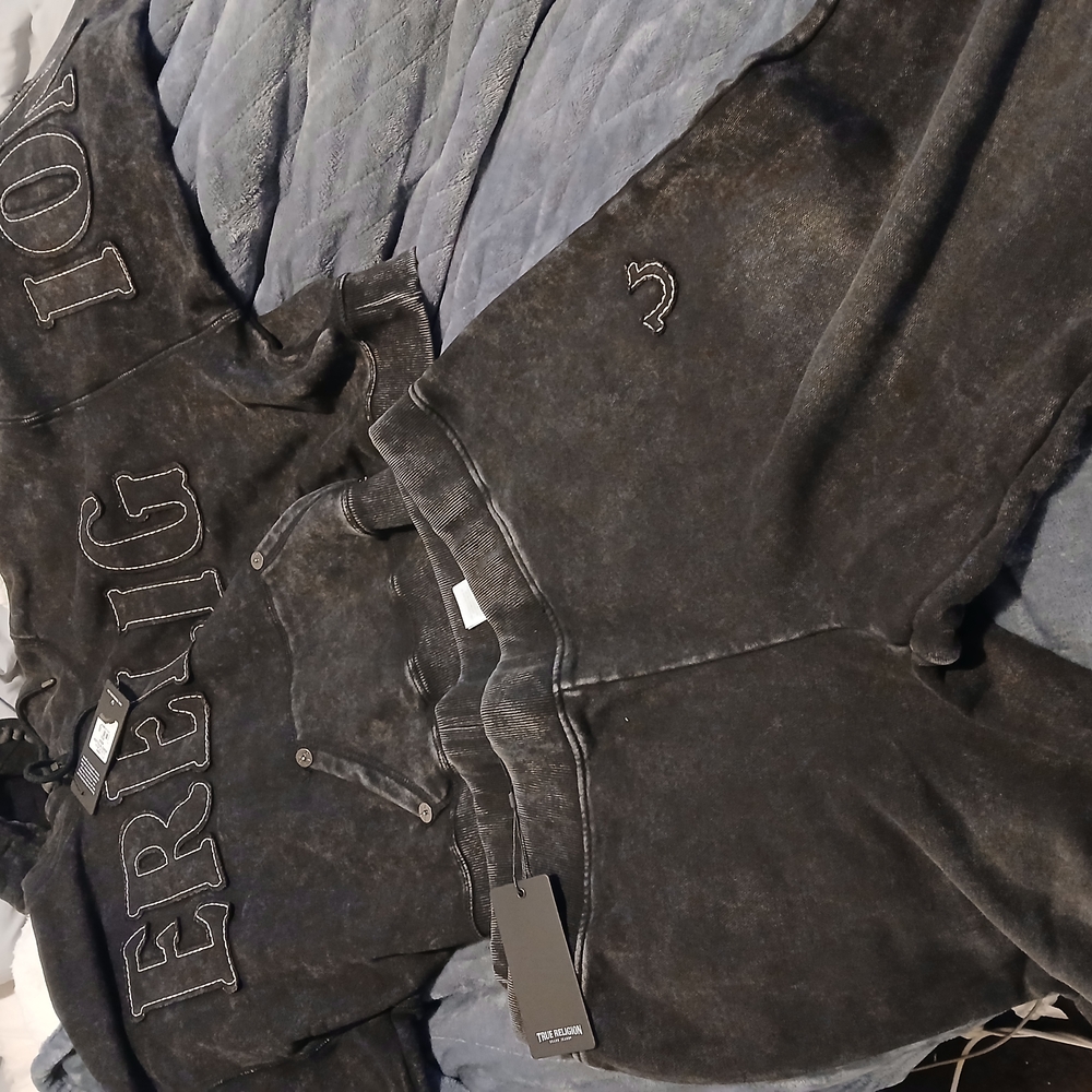 Reign Women's Washed Black Joggers